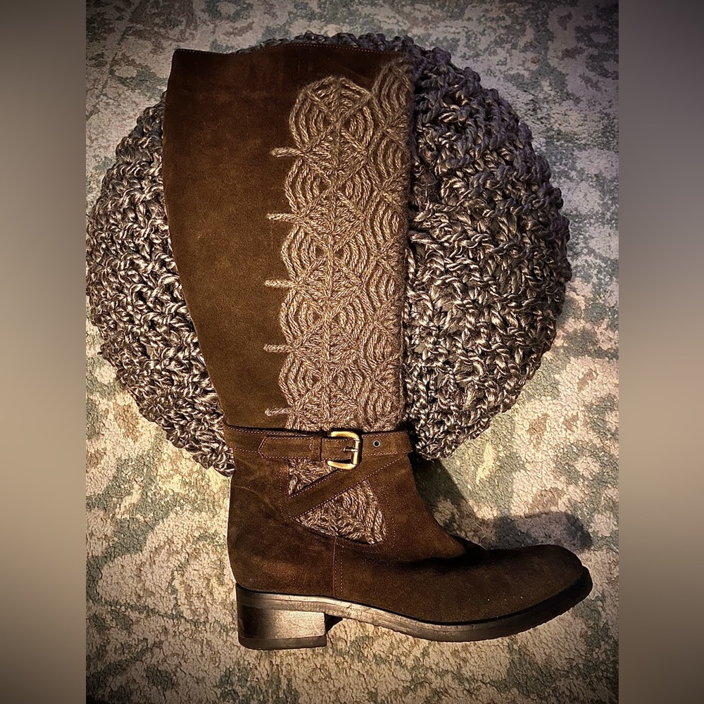 GENUINE LEATHER ***uNiQuE*** woven sweater knit detailed tall suede boots